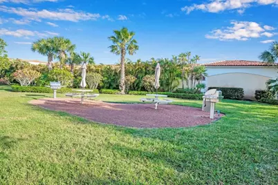 25 Harbour Isle Drive W #104, Fort Pierce, FL 34949 - Photo 28