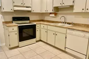 8094 SE Villa Cir, Hobe Sound, FL 33455 - Photo 4
