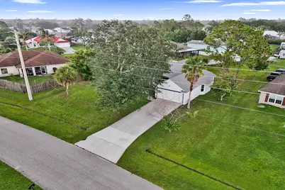 1237 SW Edinburgh Drive, Port Saint Lucie, FL 34953 - Photo 8