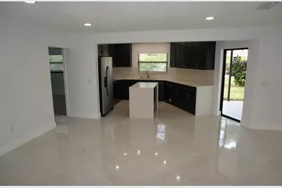 1513 39th Street, West Palm Beach, FL 33407 - Photo 2