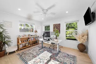 2641 NE 52nd St, Lighthouse Point, FL 33064 - Photo 32