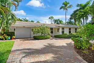 2641 NE 52nd St, Lighthouse Point, FL 33064 - Photo 1