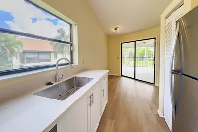 3362 Lucerne Park Drive, Greenacres, FL 33467 - Photo 8