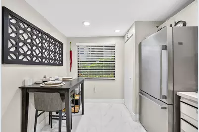 1000 Colony Point Circle #108, Pembroke Pines, FL 33026 - Photo 6