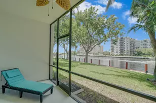 1301 N Riverside Dr, Pompano Beach, FL 33062 - Photo 32