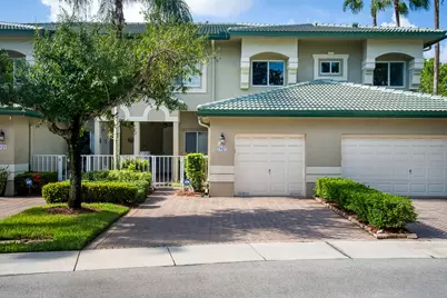 7927 Exeter Boulevard E, Tamarac, FL 33321 - Photo 1