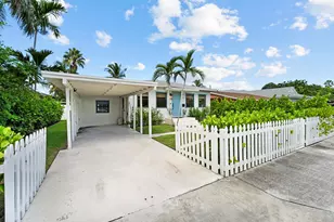 721 Dobbins St, West Palm Beach, FL 33405 - Photo 8