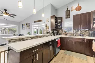 5318 NW 93rd Ave, Sunrise, FL 33351 - Photo 6