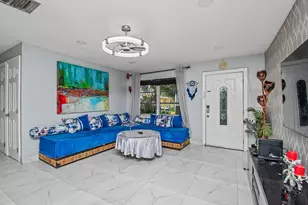 5704 NW 47th Ln, Tamarac, FL 33319 - Photo 4