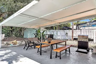 1580 NE 35th Street, Oakland Park, FL 33334 - Photo 12