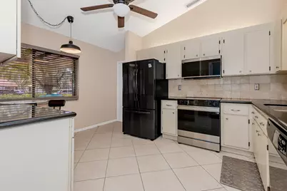 7143 Wisteria Way, Tamarac, FL 33321 - Photo 16