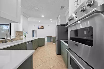 9965 NW 23rd Street, Coral Springs, FL 33065 - Photo 2