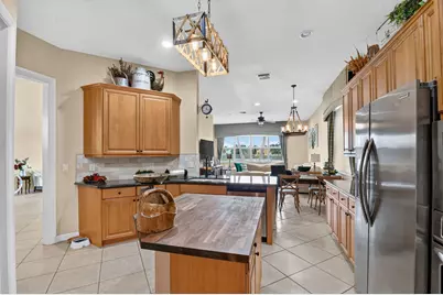 6839 Houlton Circle, Greenacres, FL 33467 - Photo 10