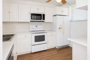 110 Lake Emerald Dr, Oakland Park, FL 33309 - Photo 6