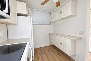 110 Lake Emerald Dr, Oakland Park, FL 33309 - Photo 10