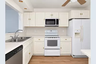 110 Lake Emerald Drive #103, Oakland Park, FL 33309 - Photo 8