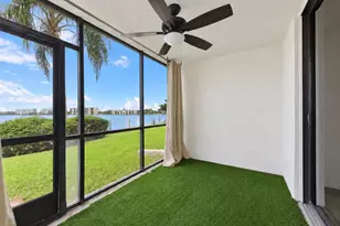 110 Lake Emerald Dr, Oakland Park, FL 33309 - Photo 20