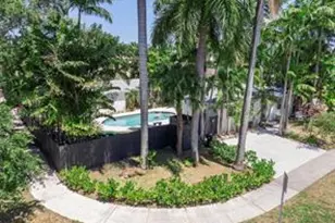 1400 NE 4th Ct, Fort Lauderdale, FL 33301 - Photo 2