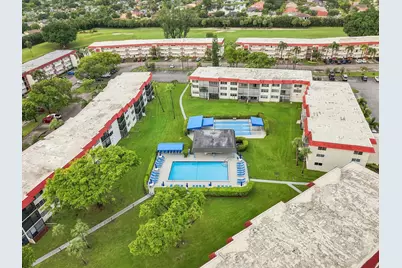 9400 N Hollybrook Lake Drive #208, Pembroke Pines, FL 33025 - Photo 12