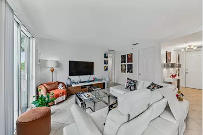 2631 NE 14th Avenue #316, Wilton Manors, FL 33334 - Photo 4
