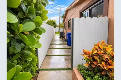 70 NE 174th Drive, North Miami Beach, FL 33162 - Photo 26