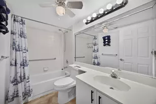 10346 NW 24th Pl, Sunrise, FL 33322 - Photo 22