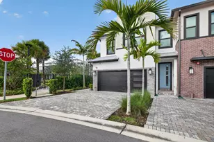 765 NW 84th Terrace, Plantation, FL 33324 - Photo 2