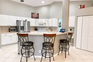 2783 E Abiaca Cir, Davie, FL 33328 - Photo 8
