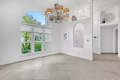 23 Windward Isle, Palm Beach Gardens, FL 33418 - Photo 10