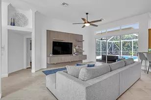 23 Windward Isle, Palm Beach Gardens, FL 33418 - Photo 6
