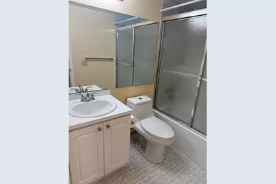 830 S Hollybrook Drive #204, Pembroke Pines, FL 33025 - Photo 14