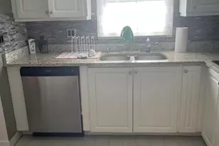 5725 Fernley Dr E, West Palm Beach, FL 33415 - Photo 4