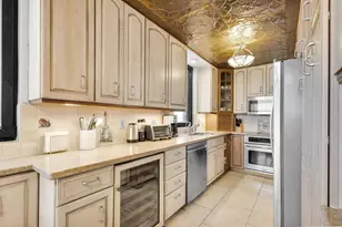 5380 N Ocean Dr, Singer Island, FL 33404 - Photo 10