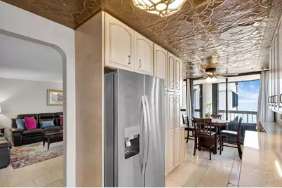 5380 N Ocean Drive #5B, Singer Island, FL 33404 - Photo 2