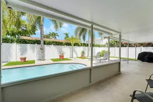 275 NW 39th Way, Deerfield Beach, FL 33442 - Photo 36