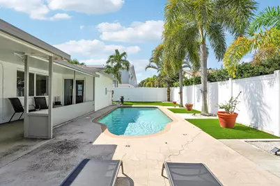 275 NW 37th Way, Deerfield Beach, FL 33442 - Photo 34