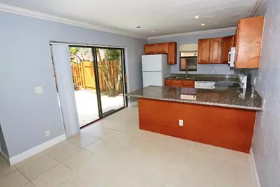 7531 Courtyard Run E, Boca Raton, FL 33433 - Photo 8