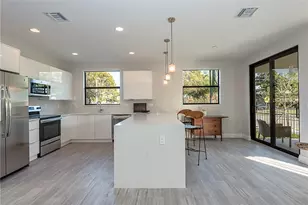 1101 NE 3rd Ave, Fort Lauderdale, FL 33304 - Photo 6