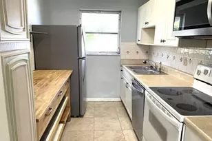 892 High Point Blvd N, Delray Beach, FL 33445 - Photo 8