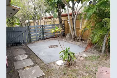 215 SW 1st Court #1-2, Pompano Beach, FL 33060 - Photo 12