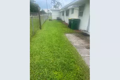 220 NE 1st Street #2, Dania Beach, FL 33004 - Photo 2