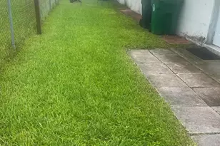 220 NE 1st St, Dania Beach, FL 33004 - Photo 2