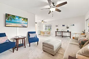 479 Burgundy J, Delray Beach, FL 33484 - Photo 10
