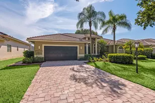 4933 Chardonnay Dr, Coral Springs, FL 33067 - Photo 4