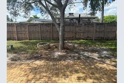 1143 SE 4th Avenue, Deerfield Beach, FL 33441 - Photo 18