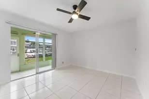 398 Tilford S, Deerfield Beach, FL 33442 - Photo 10