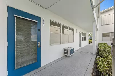 398 Tilford S, Deerfield Beach, FL 33442 - Photo 2