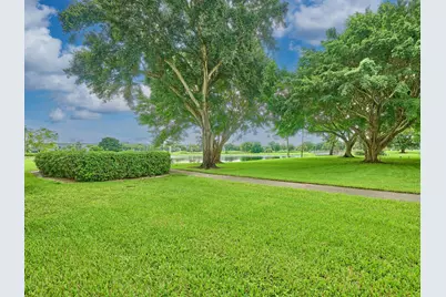 2904 Victoria Place #H1, Coconut Creek, FL 33066 - Photo 22