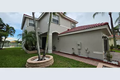 2031 SW 157th Avenue, Miramar, FL 33027 - Photo 2