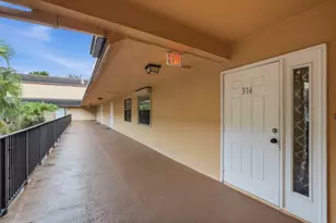 430 Commodore Dr, Plantation, FL 33325 - Photo 6